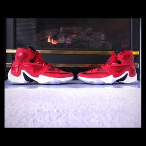 LeBron 13 University Reds 2015 Release